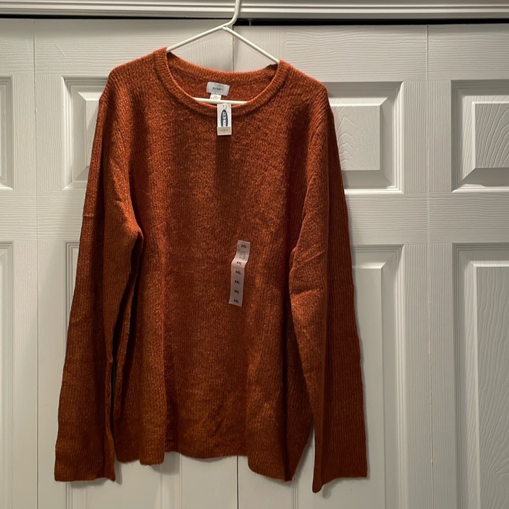 Men’s Old Navy rust colored sweater